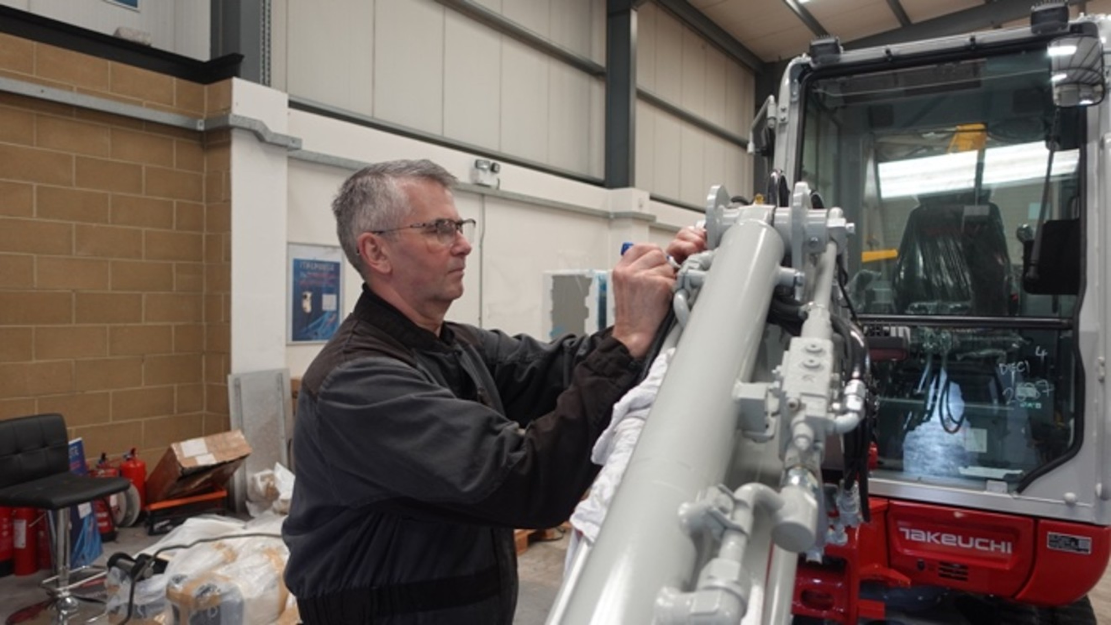Digger Greasing Systems 3