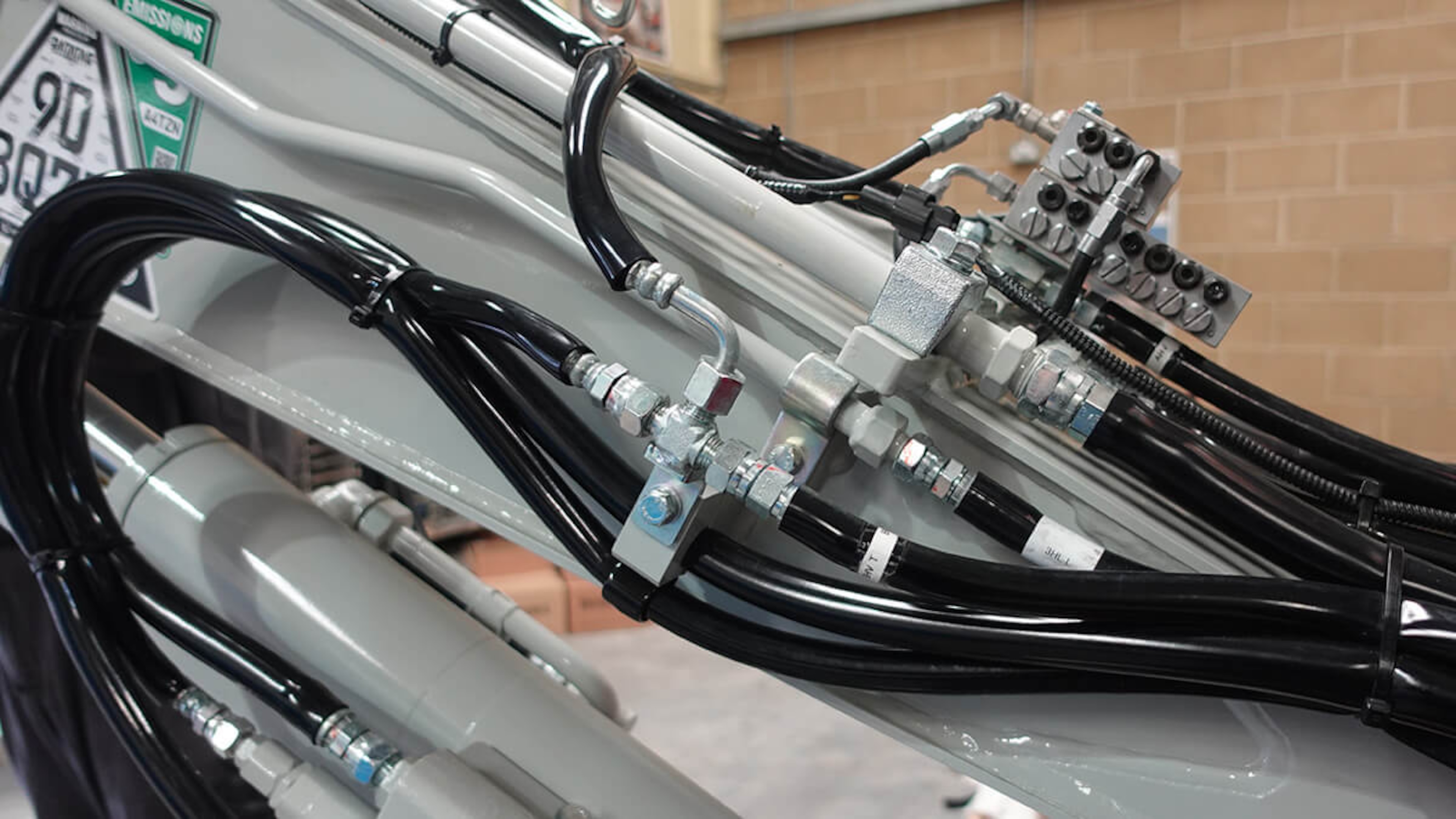 Digger Lubrication System